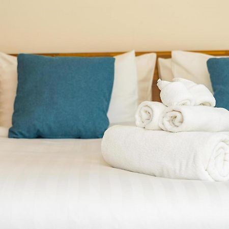 Aparthotel Riviera: Beachfront Old Town Studio with AC Nice Exterior photo